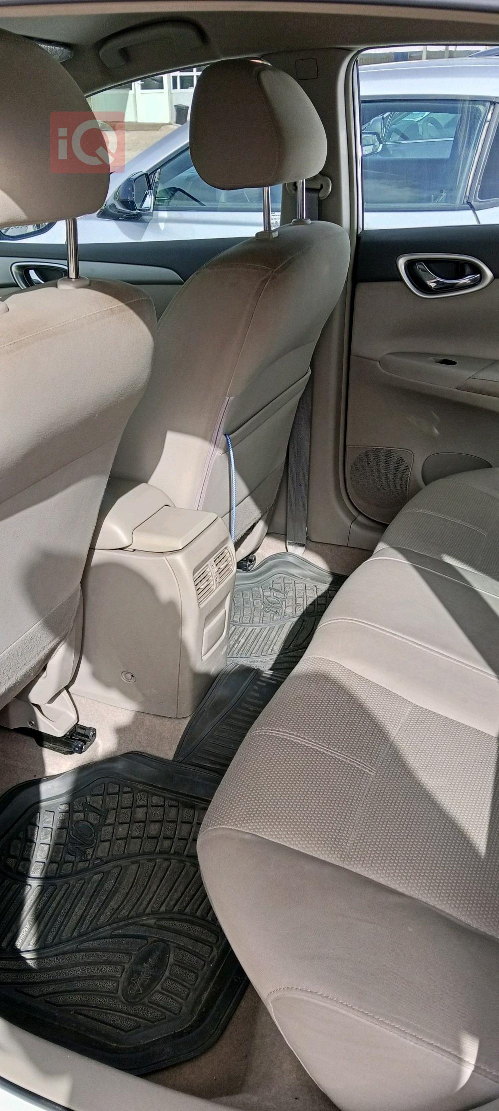 نيسان سنترا